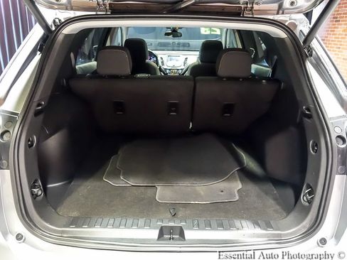 Used 2023 Chevrolet Equinox LT AWD/4WD image 24