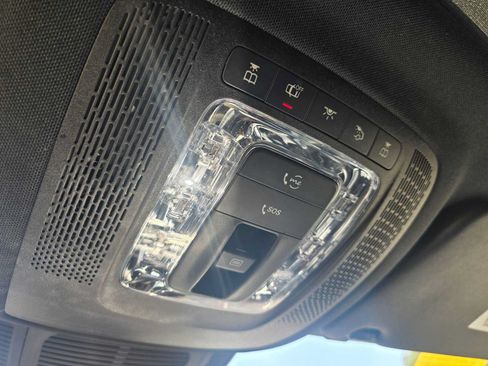 Used 2025 Mercedes-Benz GLS 450 4MATIC image 35