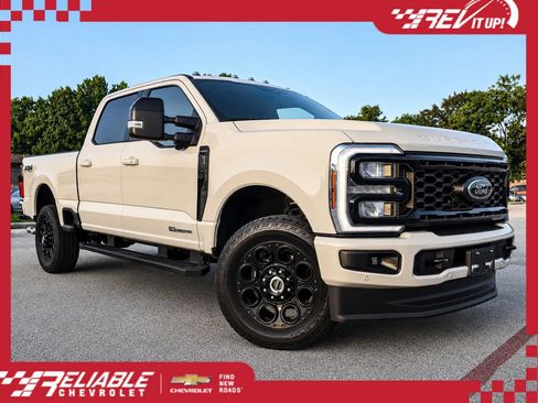 Used 2025 Ford F350 Lariat w/ Lariat Ultimate Package AWD/4WD image 1