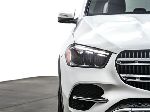 Certified 2025 Mercedes-Benz GLE 350 4MATIC image 16