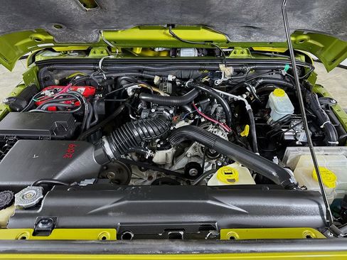 Used 2007 Jeep Wrangler Sahara w/ Dual Top Group image 25