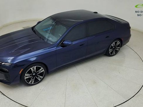 Used 2023 BMW 760i xDrive AWD/4WD image 79