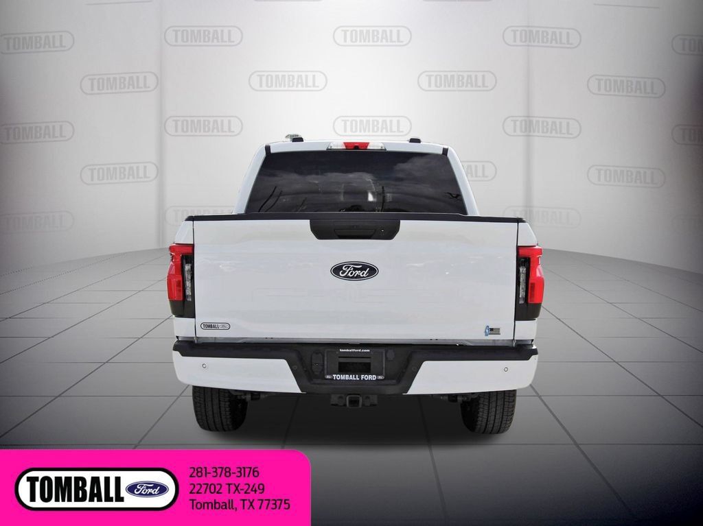 Used 2025 Ford F150 Lightning XLT AWD/4WD image 6