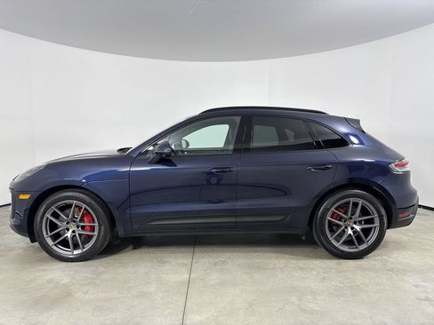 Certified 2022 Porsche Macan S w/ Premium Package Plus AWD/4WD image 2