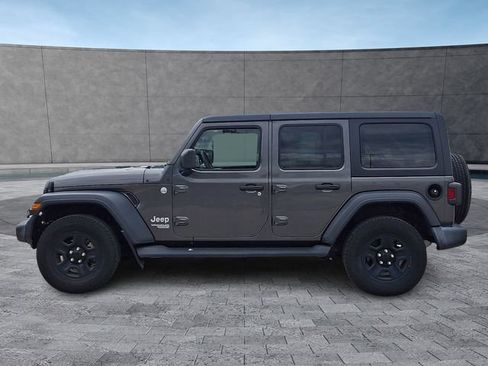 Used 2018 Jeep Wrangler Unlimited Sport AWD/4WD image 6