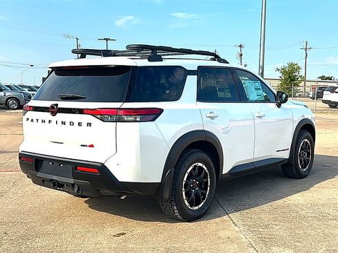 New 2026 Nissan Pathfinder Rock Creek AWD/4WD image 6
