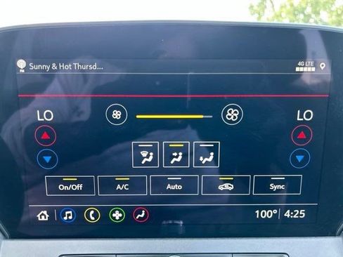 Used 2024 Chevrolet Blazer LT w/ Convenience Package FWD image 28