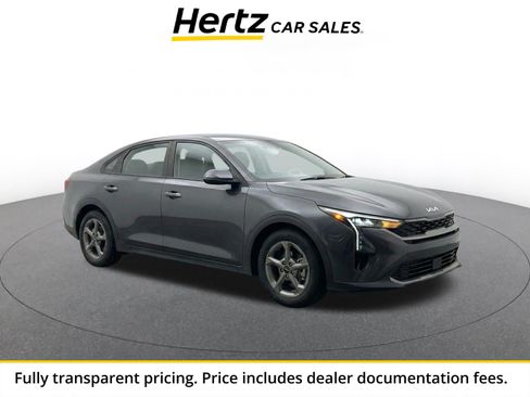 Used 2025 Kia K4 FWD image 1