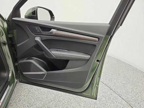 Used 2023 Audi Q5 2.0T Premium Plus w/ Premium Plus Package image 21