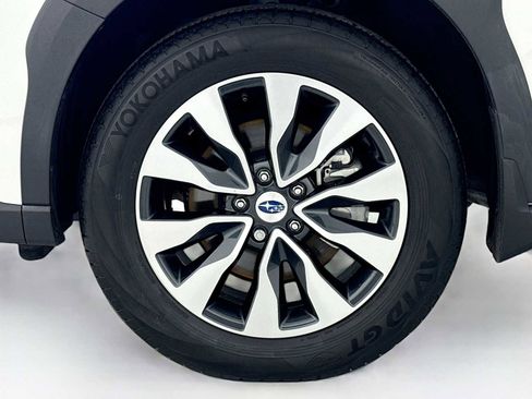 Used 2024 Subaru Outback Limited image 32