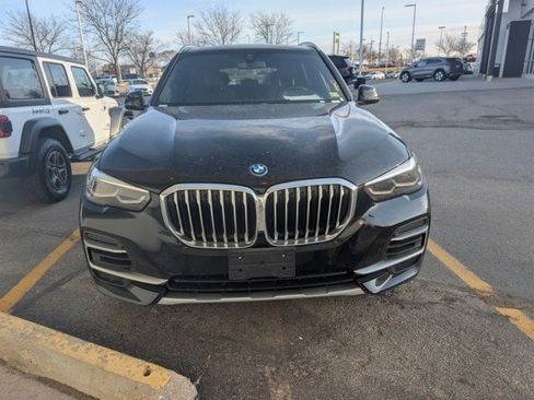 Used 2022 BMW X5 xDrive45e image 3