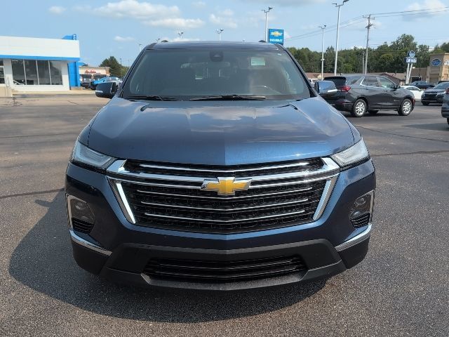 Used 2022 Chevrolet Traverse LT FWD image 11