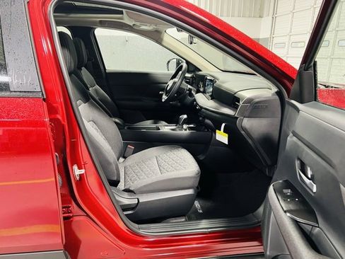 New 2026 Nissan Kicks SV image 33