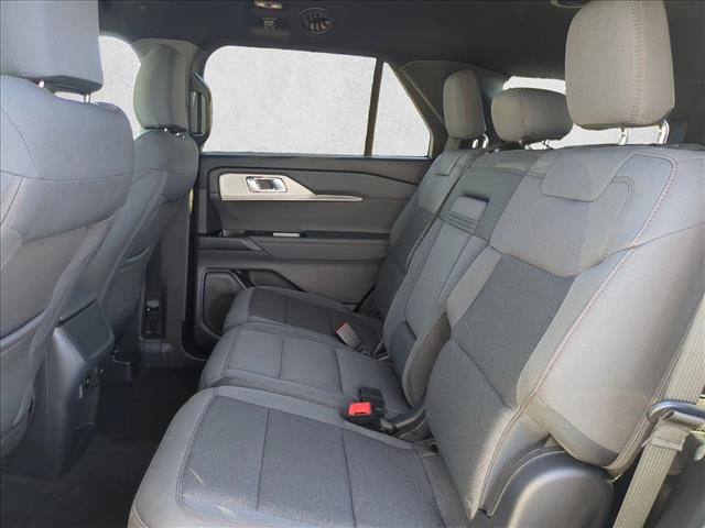 New 2027 Ford Explorer Active RWD image 15