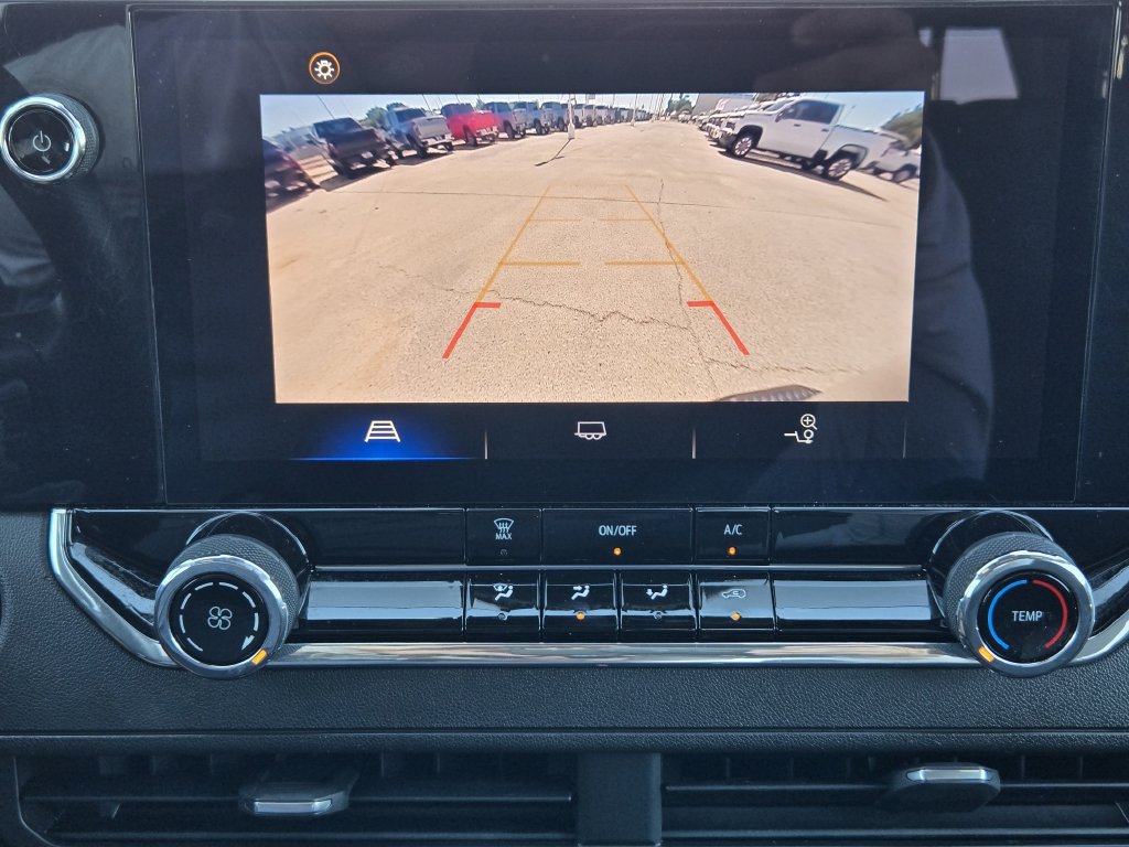 Used 2024 Chevrolet Colorado W/T RWD image 17