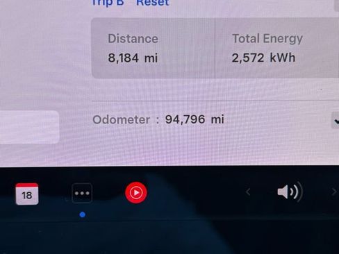Used 2018 Tesla Model 3 Long Range AWD/4WD image 22