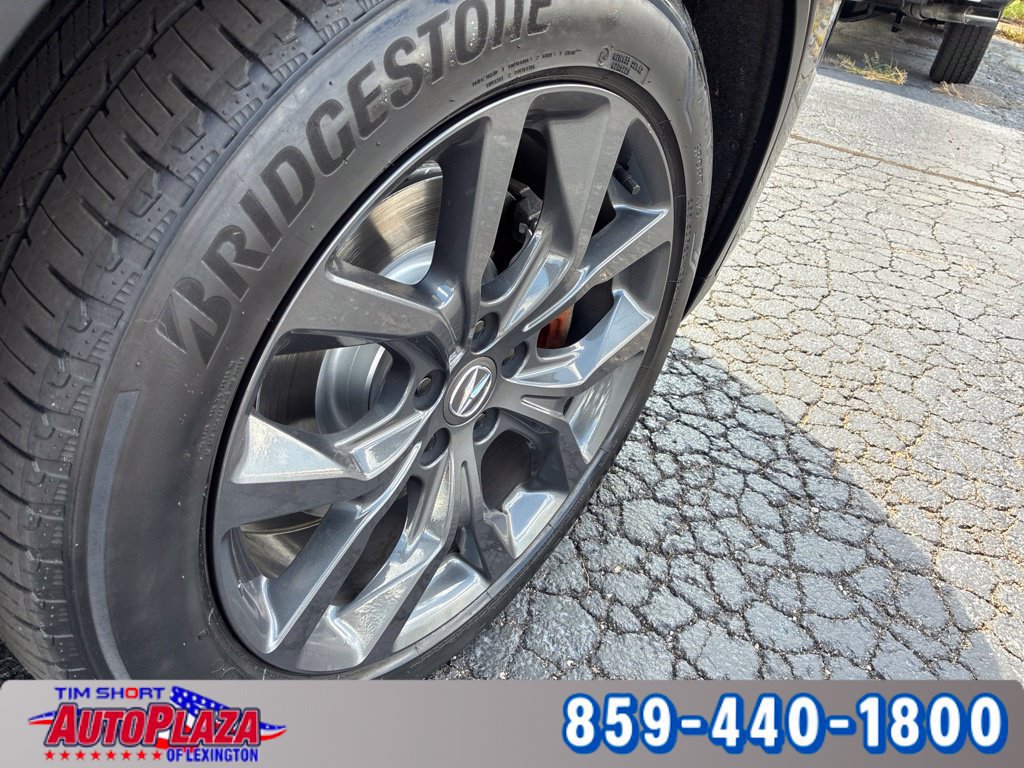 Used 2022 Acura MDX A-Spec AWD/4WD image 16