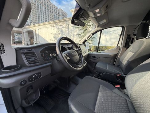 Used 2024 Ford Transit 250 Low Roof w/ Exterior Upgrade Package image 18