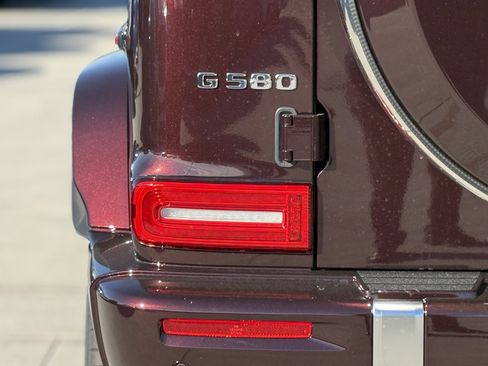 New 2026 Mercedes-Benz G 580 w/ EQ Technology image 8