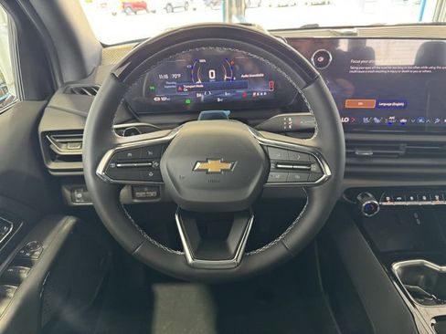 New 2026 Chevrolet Silverado EV LT image 18