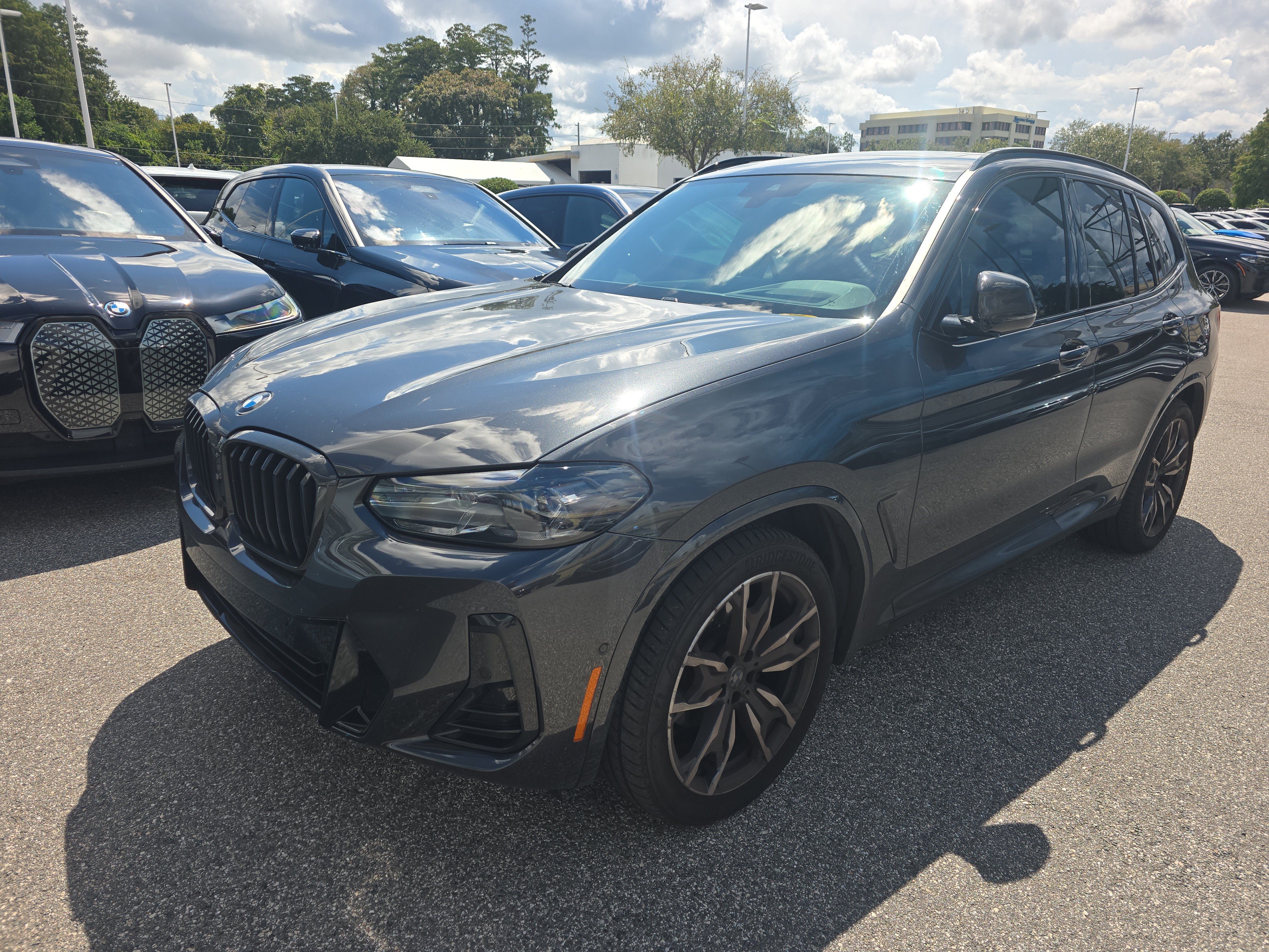 Used 2024 BMW X3 sDrive30i w/ Premium Package RWD image 4