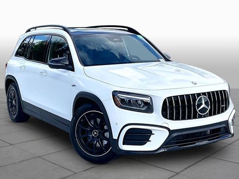 Used 2026 Mercedes-Benz GLB 35 AMG 4MATIC image 3