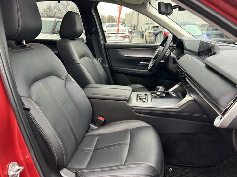 Used 2024 MAZDA CX-90 3.3 Turbo w/ Preferred Plus image 36