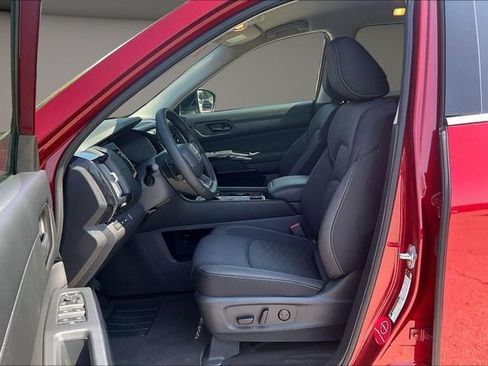 Certified 2026 Nissan Pathfinder SV AWD/4WD image 23