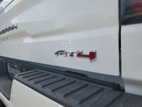 New 2026 GMC Sierra 1500 AT4 w/ AT4 Premium Package AWD/4WD image 9