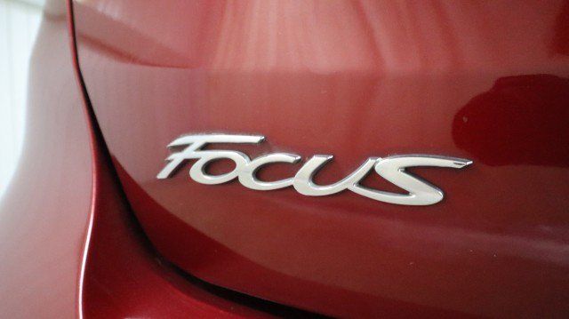 Used 2015 Ford Focus SE FWD image 21