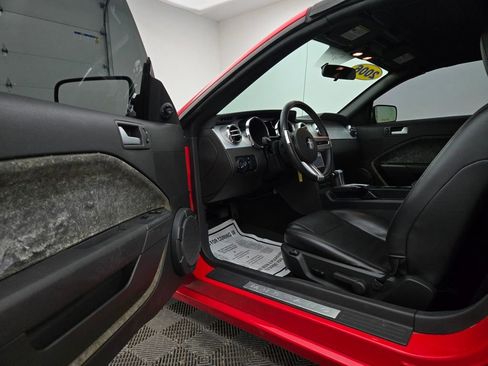 Used 2006 Ford Mustang GT Premium image 13