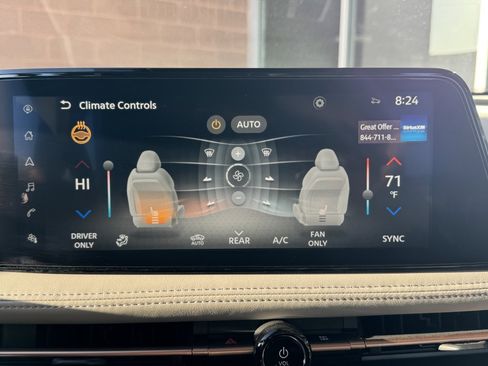 Used 2024 Nissan Ariya AWD image 26