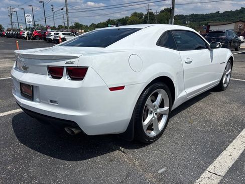 Used 2013 Chevrolet Camaro SS RWD image 7
