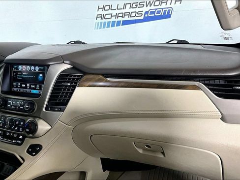 Used 2019 GMC Yukon XL Denali w/ Open Road Package RWD image 12