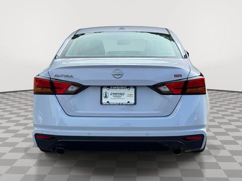 Used 2024 Nissan Altima 2.5 SR FWD image 5