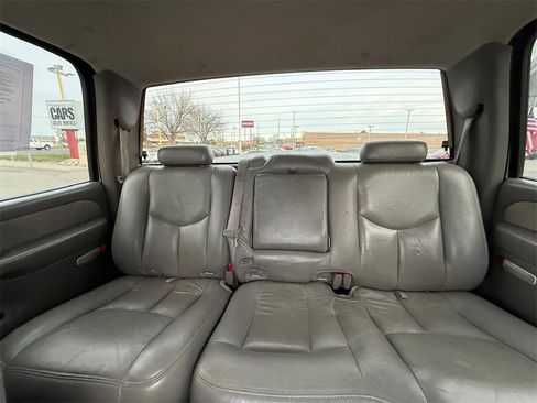 Used 2003 Chevrolet Silverado 2500 LT image 18