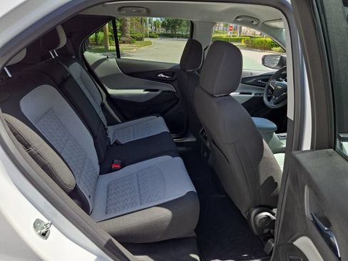 Used 2024 Chevrolet Equinox LS w/ LS Convenience Package FWD image 13