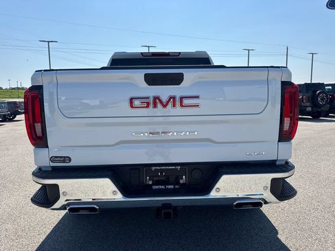 Used 2026 GMC Sierra 1500 SLT w/ SLT Premium Plus Package AWD/4WD image 5