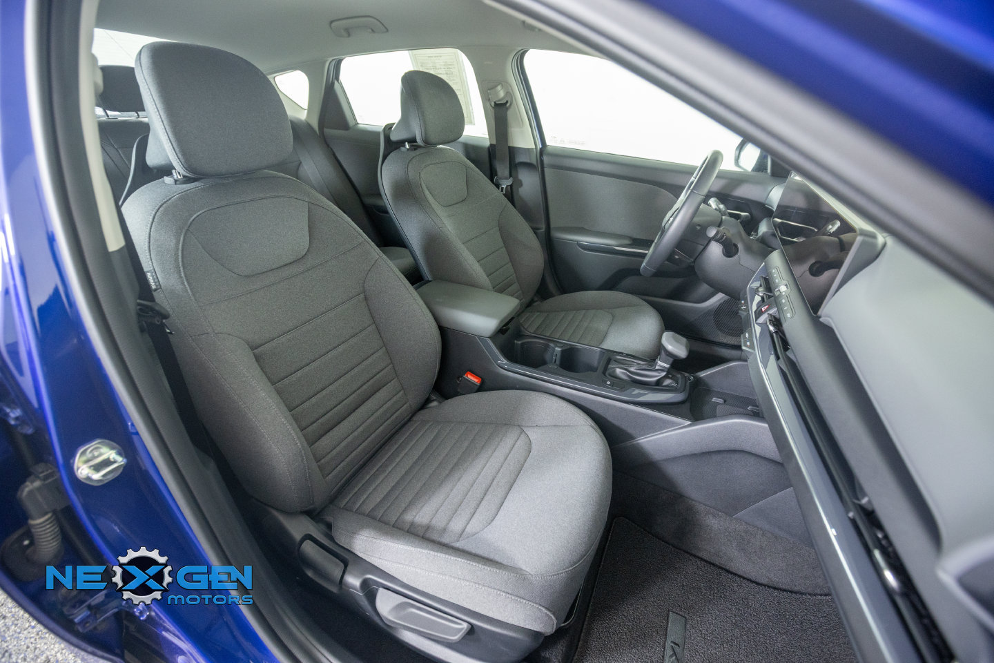 Used 2025 Kia K4 EX FWD image 10