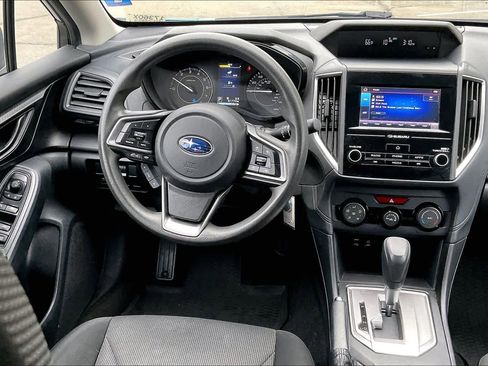 Used 2020 Subaru Impreza 2.0i image 8