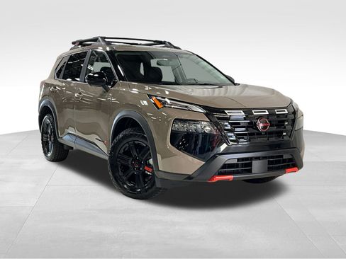 Used 2025 Nissan Rogue SV w/ Rock Creek Premium Package image 1