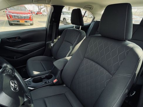 Used 2024 Toyota Corolla LE image 21