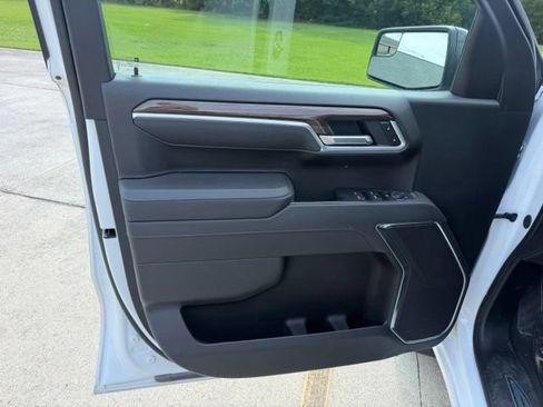 Used 2026 Chevrolet Silverado 1500 RST AWD/4WD image 12