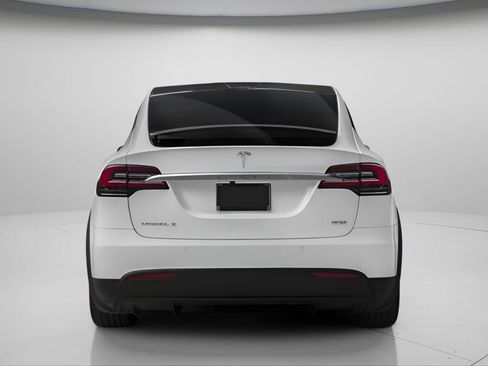 Used 2017 Tesla Model X 75D image 5