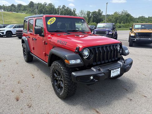 Used 2021 Jeep Wrangler Unlimited Sport AWD/4WD image 7