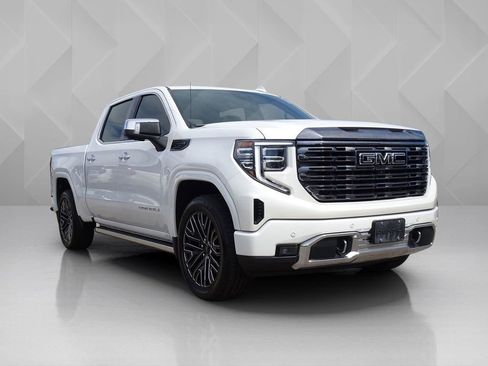 Used 2022 GMC Sierra 1500 Denali Ultimate image 6