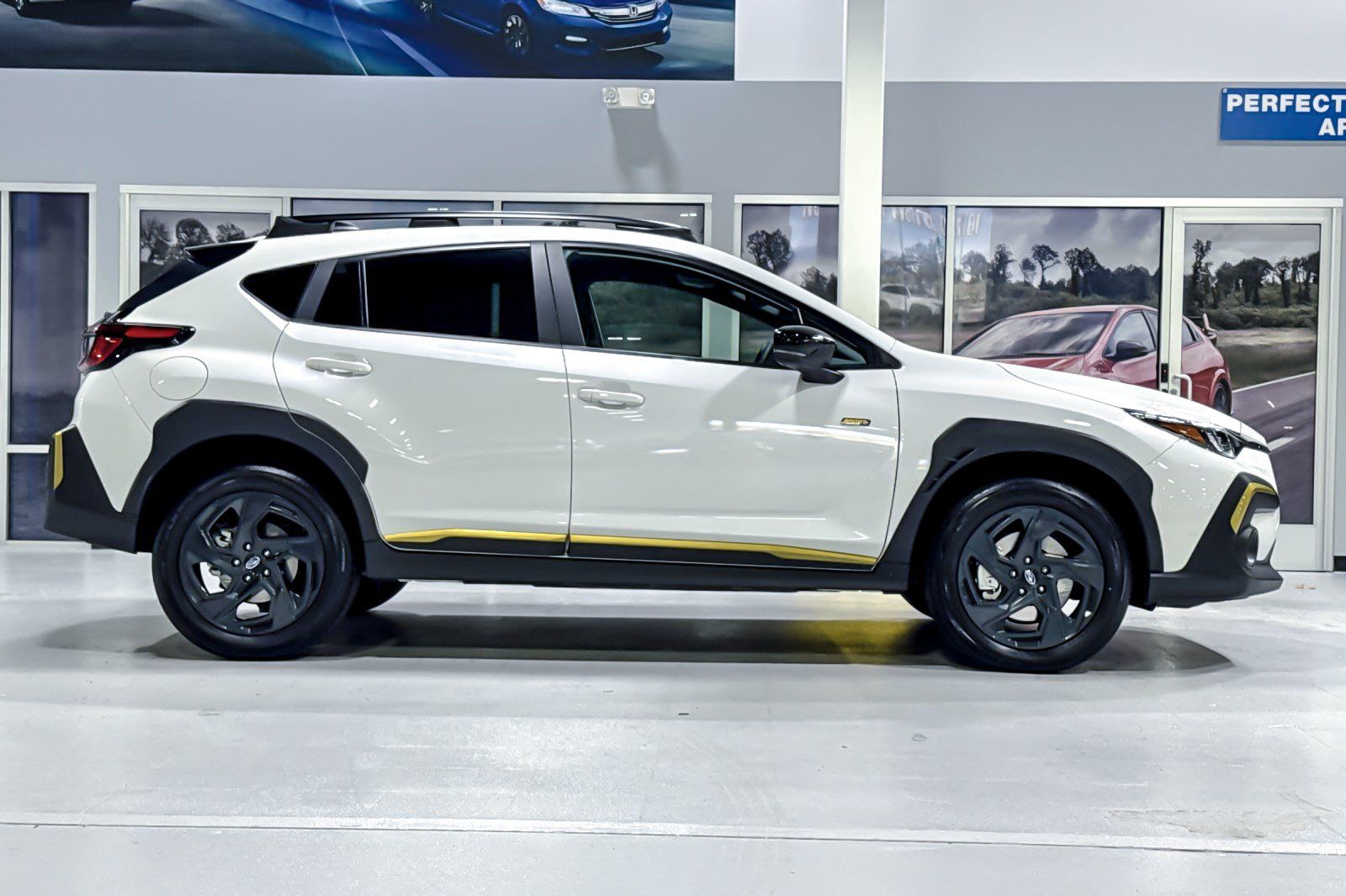 Used 2024 Subaru Crosstrek 2.5i Sport AWD/4WD image 8