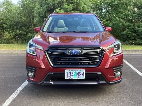 Used 2022 Subaru Forester Premium w/ Popular Package #1 AWD/4WD image 19