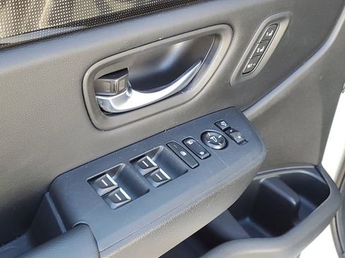 Used 2023 Honda Pilot Elite image 11