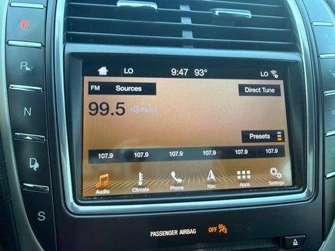 Used 2019 Lincoln Nautilus Reserve AWD/4WD image 23